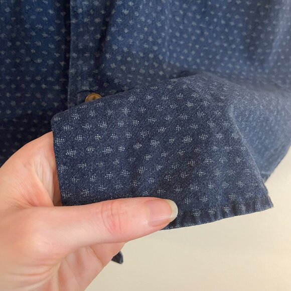 Faherty Coast Indigo Fleck Cotton Chambray Denim Button Shirt Medium - Picture 3 of 7